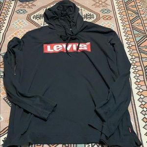Levi’s sweatshirt